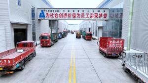排隊裝車